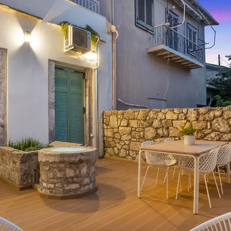 Historical Charm Apartmán