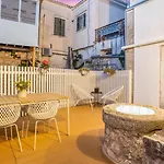 Daire Historical Charm *